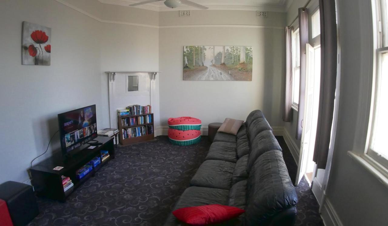 Geraldton Backpackers Hostel Buitenkant foto