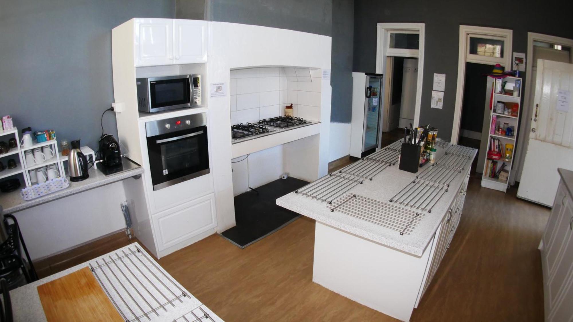 Geraldton Backpackers Hostel Buitenkant foto