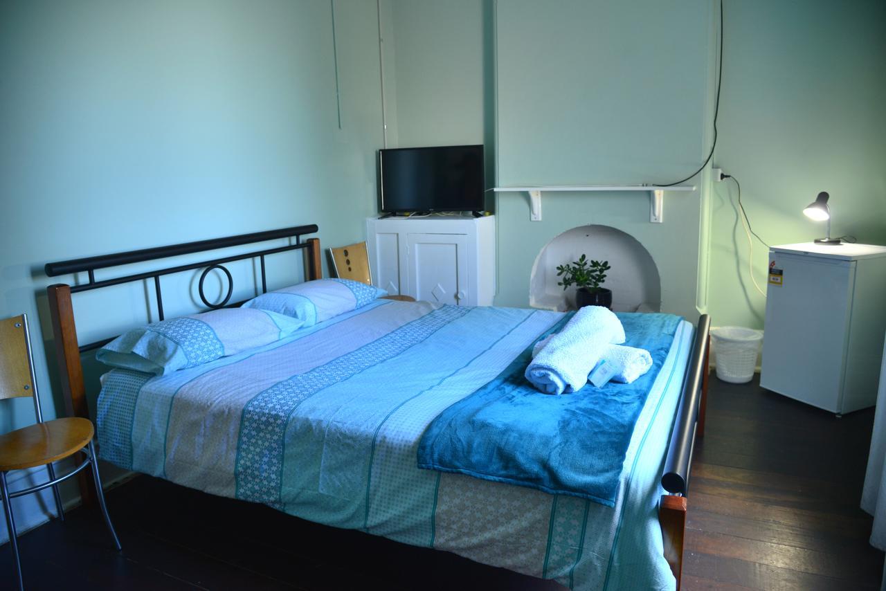 Geraldton Backpackers Hostel Buitenkant foto