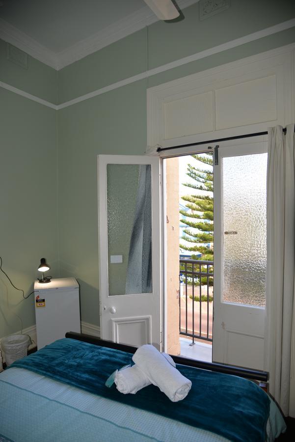 Geraldton Backpackers Hostel Buitenkant foto