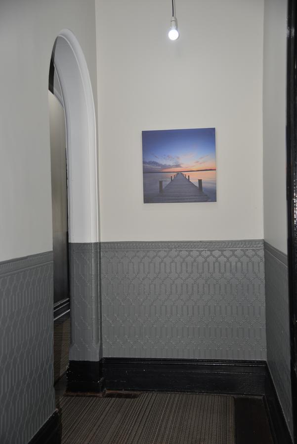 Geraldton Backpackers Hostel Buitenkant foto