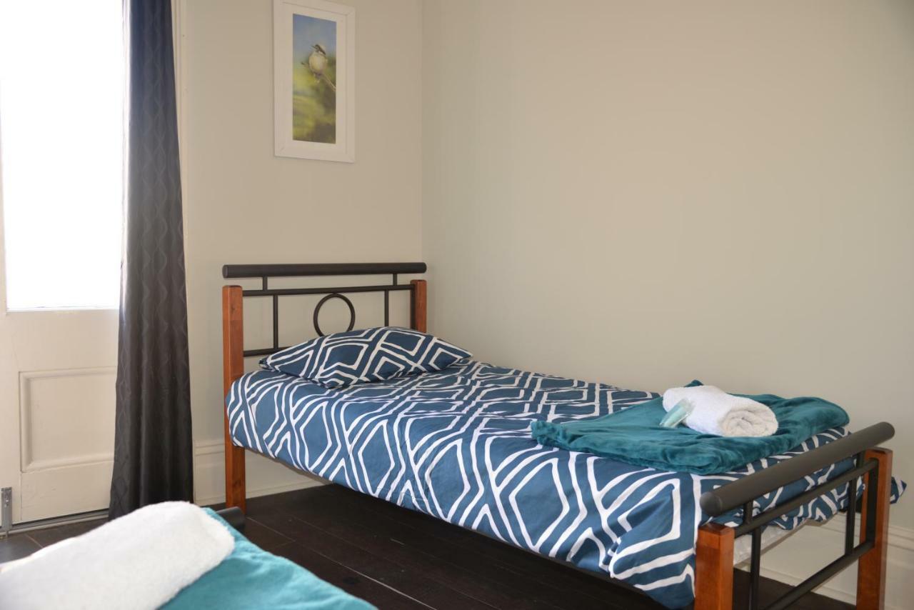 Geraldton Backpackers Hostel Buitenkant foto
