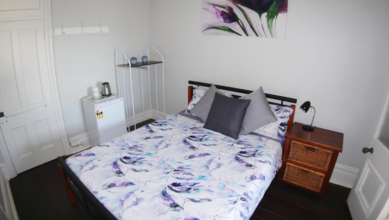 Geraldton Backpackers Hostel Buitenkant foto