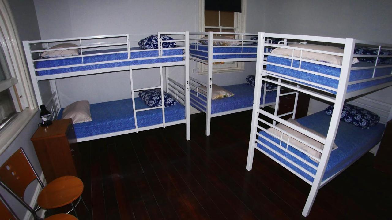 Geraldton Backpackers Hostel Buitenkant foto