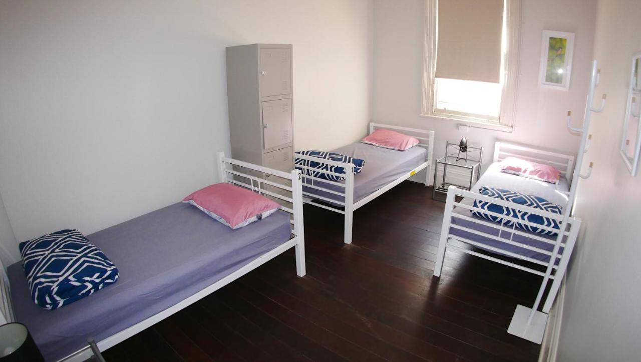 Geraldton Backpackers Hostel Buitenkant foto